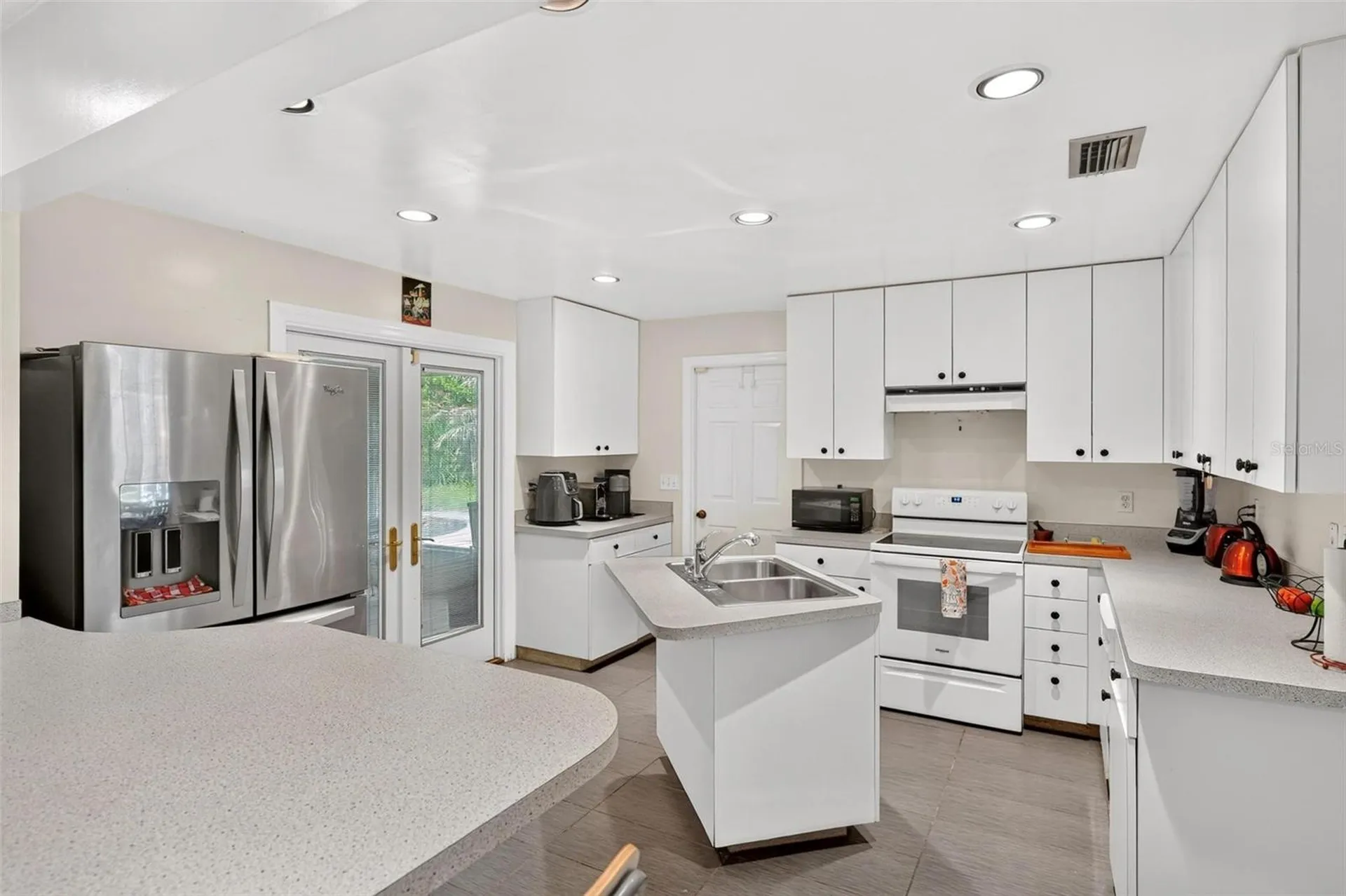 209 Royal Oaks Circle Longwood FL 32779