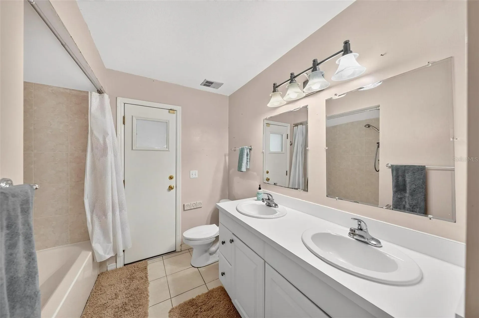 209 Royal Oaks Circle Longwood FL 32779