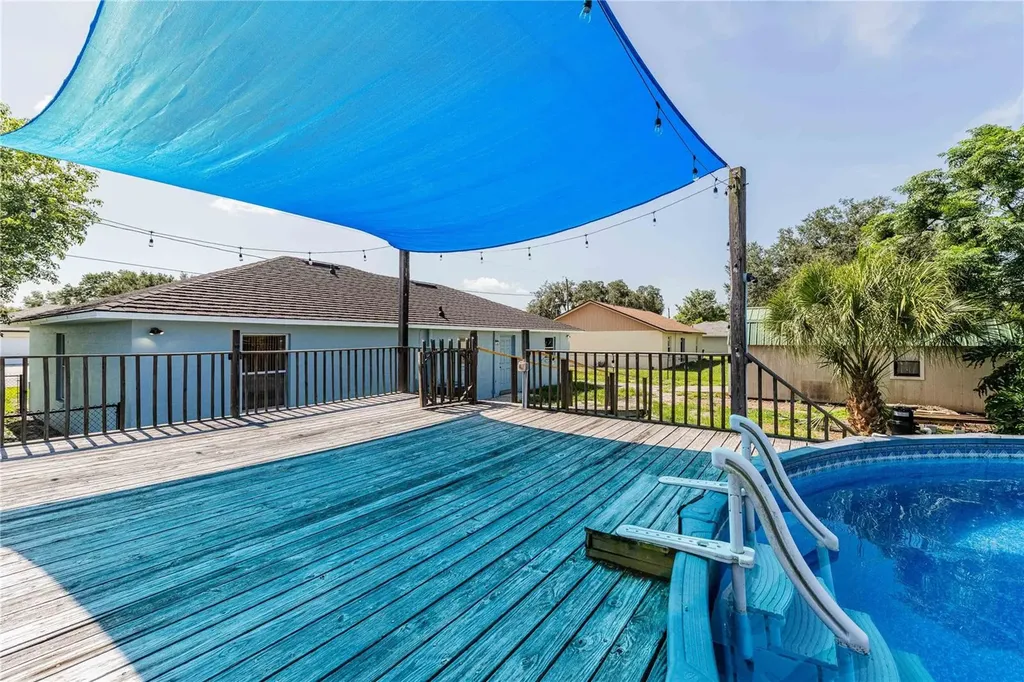 4864 Cedar View Drive Mulberry FL 33860