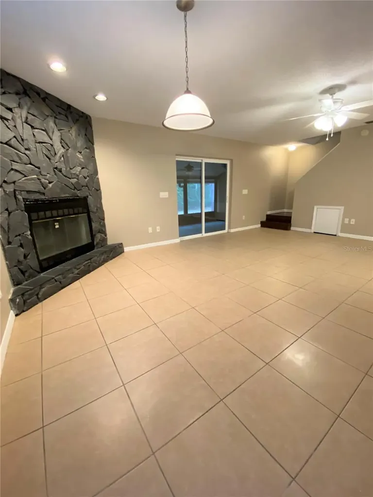 2431 NW 4th Terrace Gainesville FL 32609