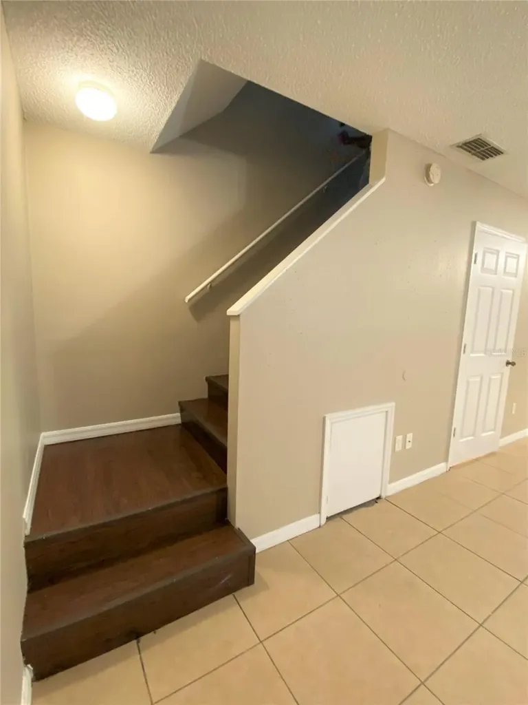 2431 NW 4th Terrace Gainesville FL 32609