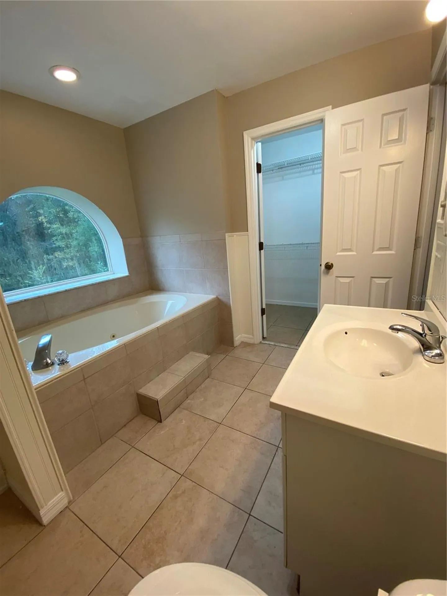 2431 NW 4th Terrace Gainesville FL 32609