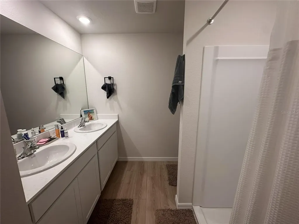 10650 Hidden Banks Glen Parrish FL 34219