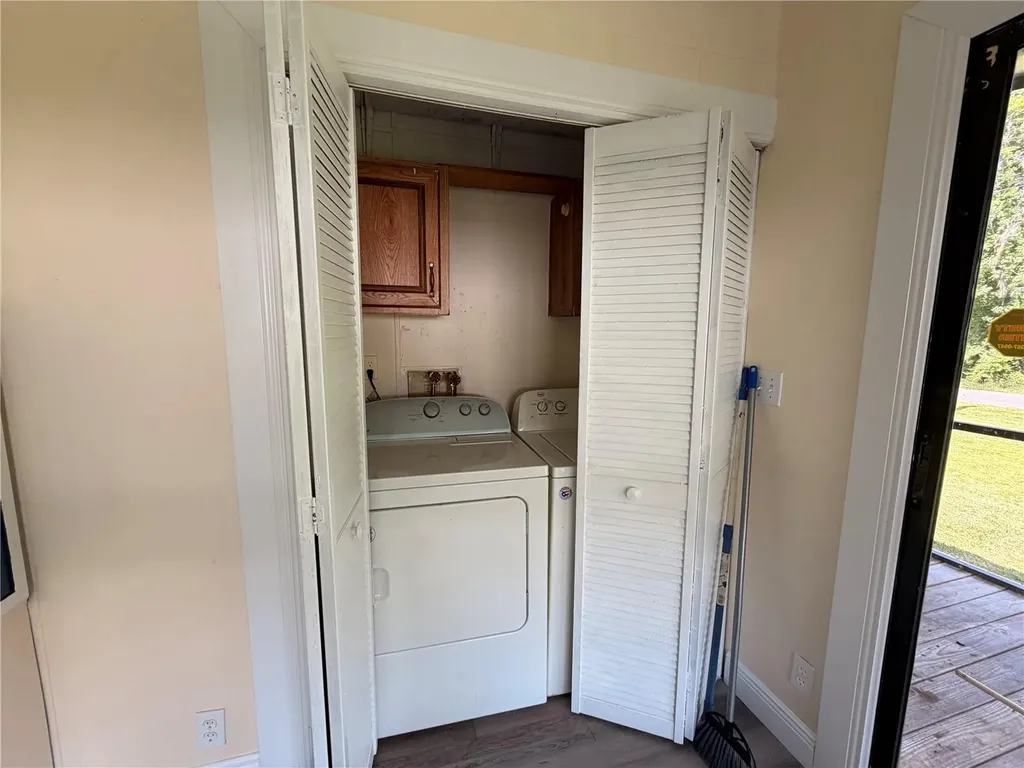 55643 Lisa Street Astor FL 32102