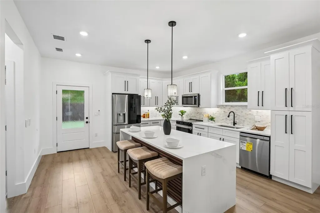 3612 E Clifton Street Tampa FL 33610