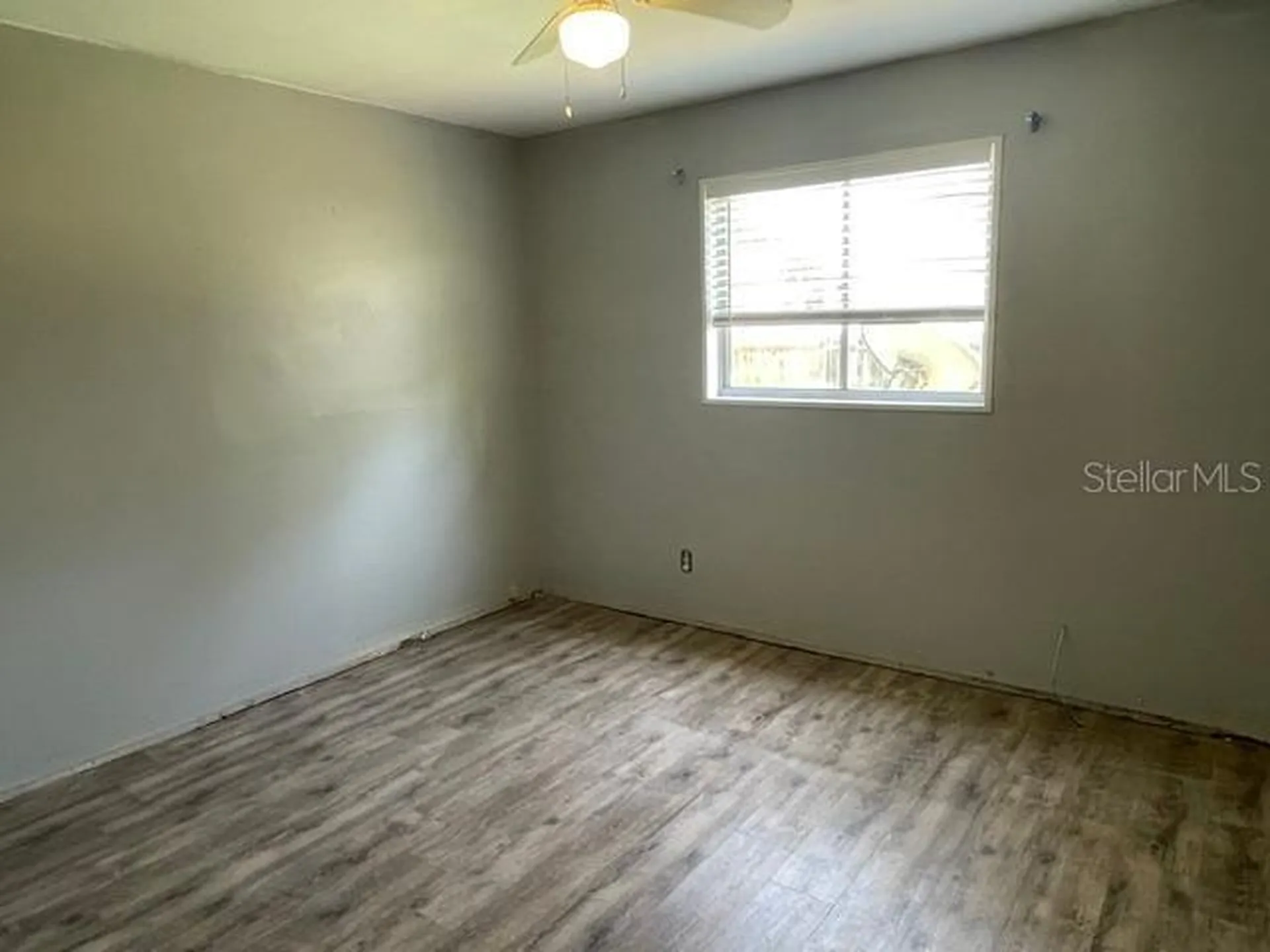 4712 W Wallace Avenue Tampa FL 33611