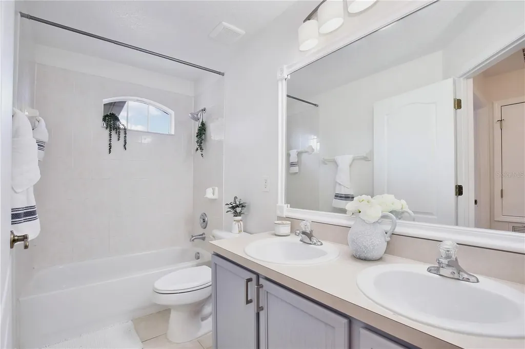 696 Seabrook Court Altamonte Springs FL 32714