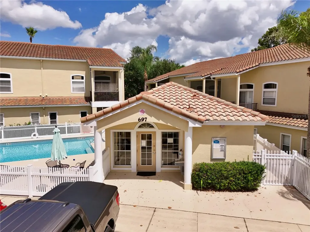 696 Seabrook Court Altamonte Springs FL 32714