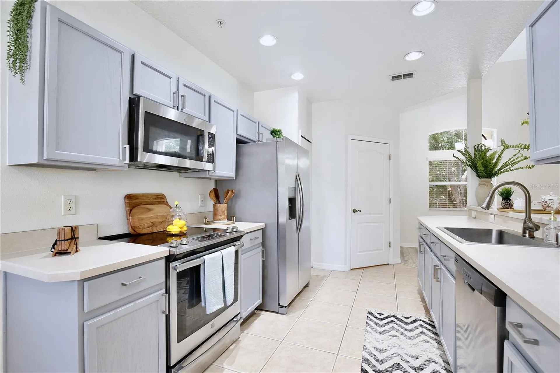 696 Seabrook Court Altamonte Springs FL 32714