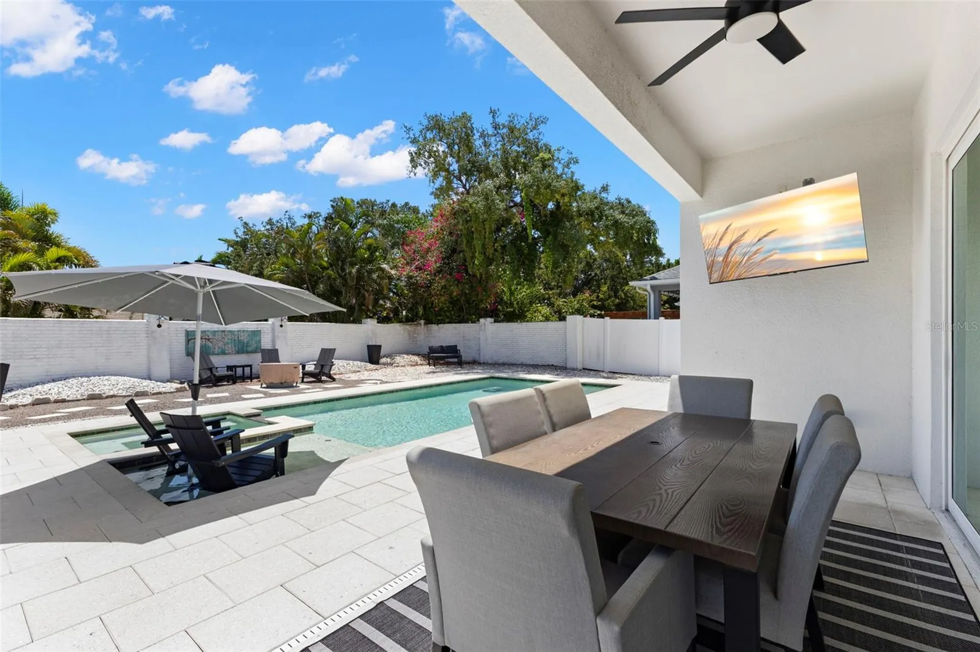 4827 Blue Jay Circle Palm Harbor FL 34683