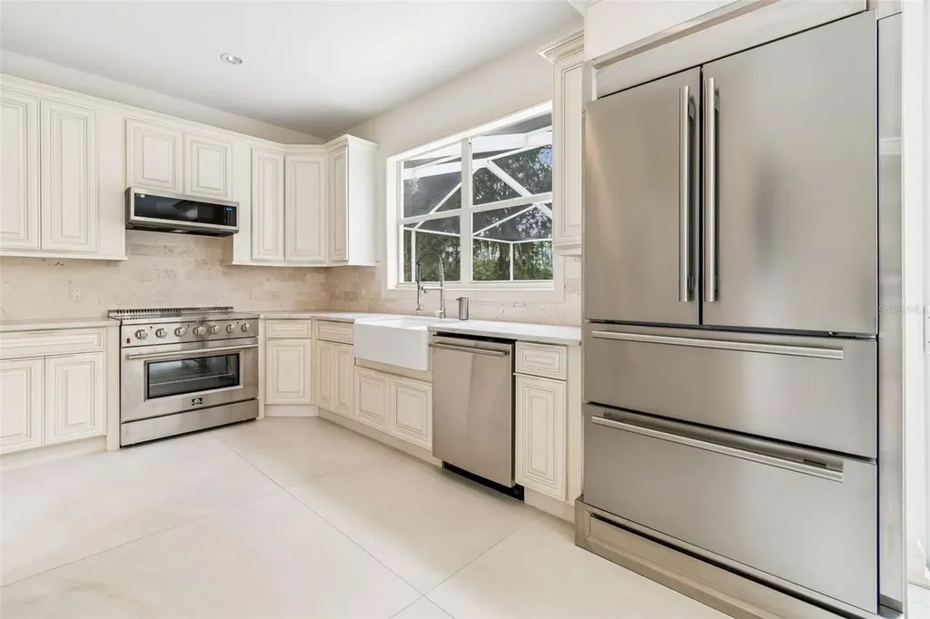 4966 Ebensburg Drive Tampa FL 33647