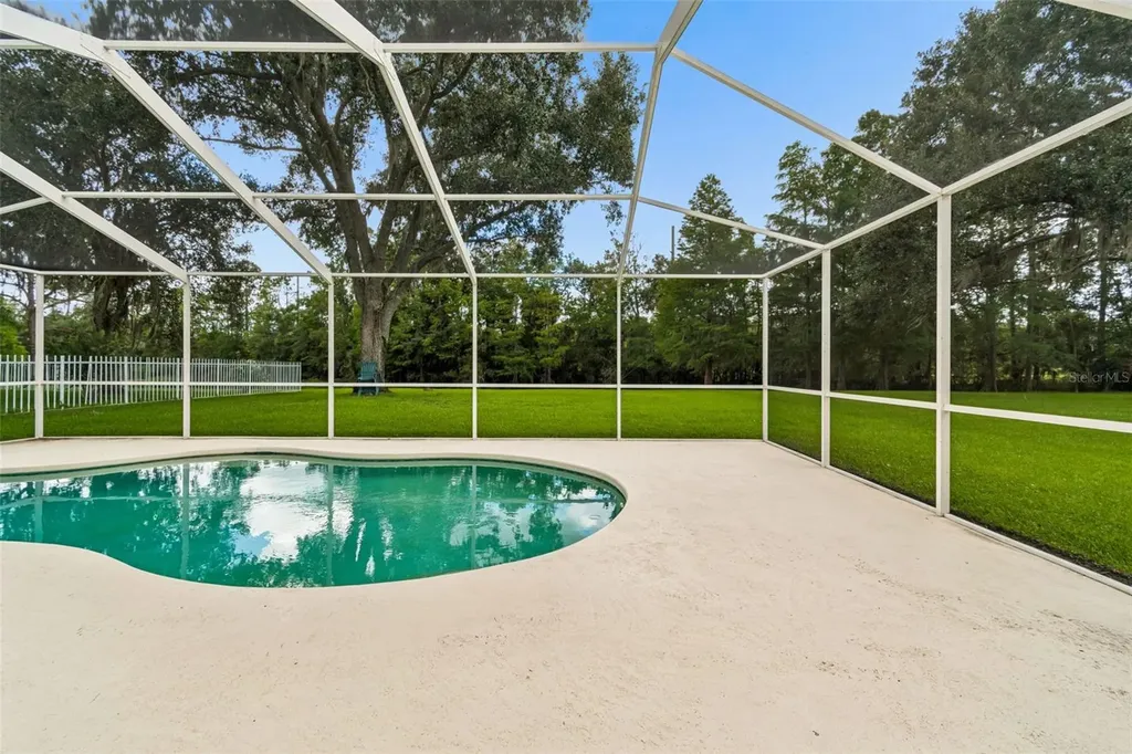 4966 Ebensburg Drive Tampa FL 33647