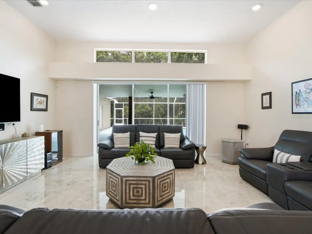 18621 Avenue Capri Lutz FL 33558