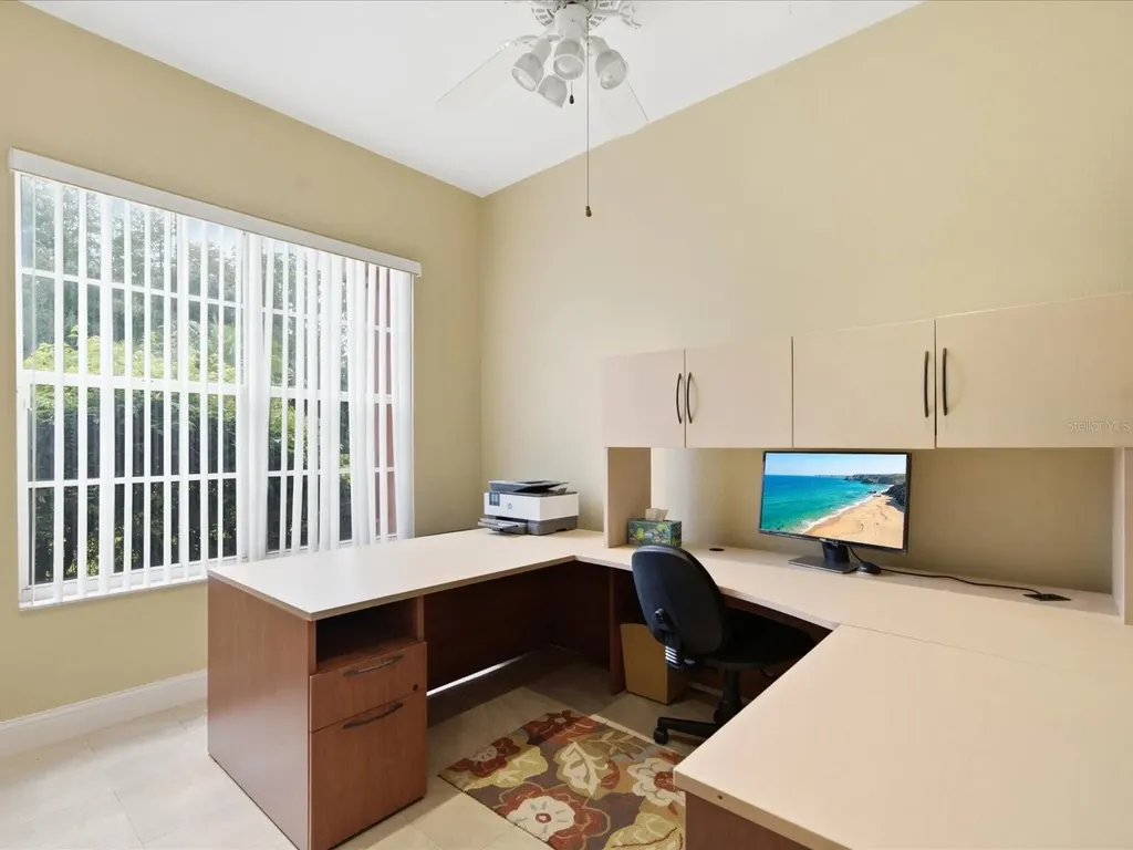 18621 Avenue Capri Lutz FL 33558