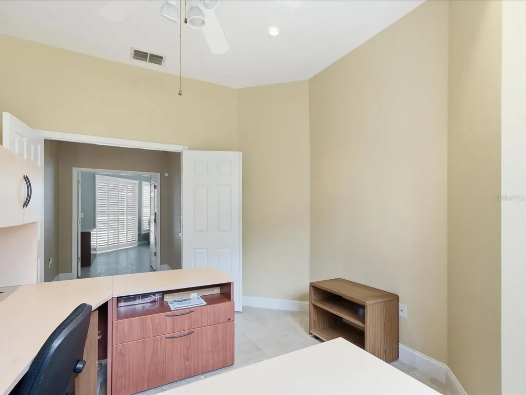 18621 Avenue Capri Lutz FL 33558