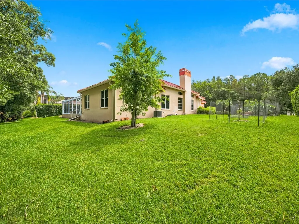 18621 Avenue Capri Lutz FL 33558