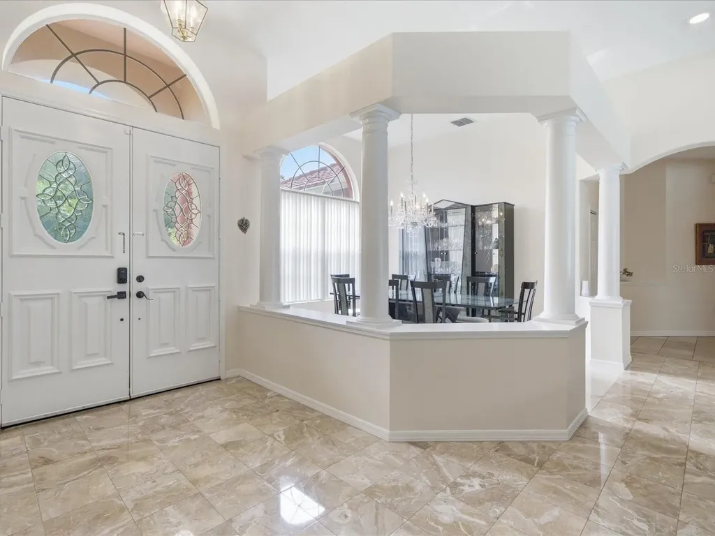 18621 Avenue Capri Lutz FL 33558
