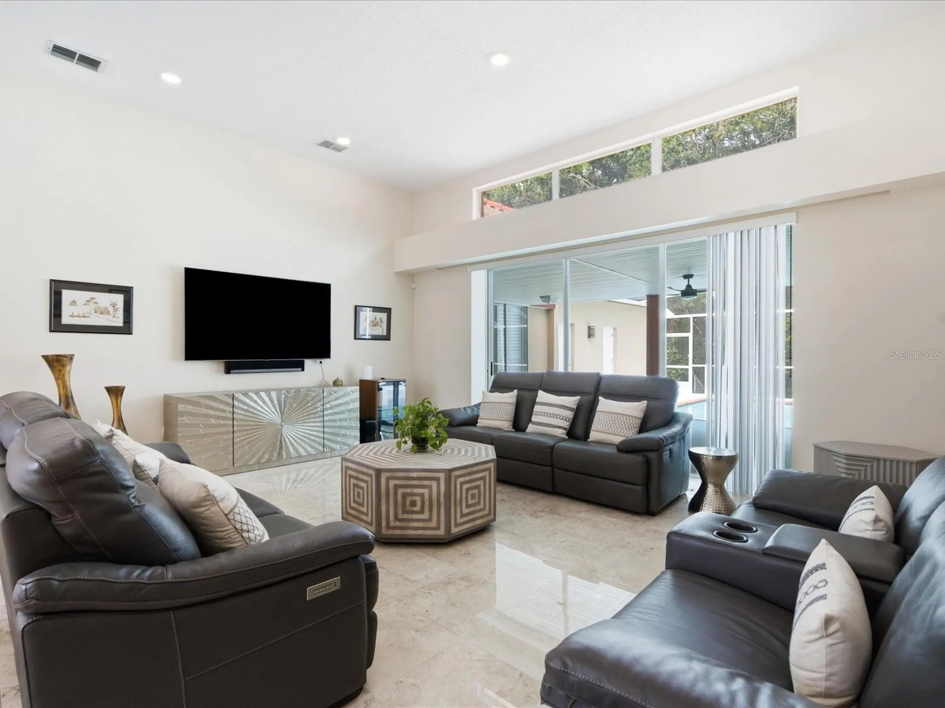 18621 Avenue Capri Lutz FL 33558
