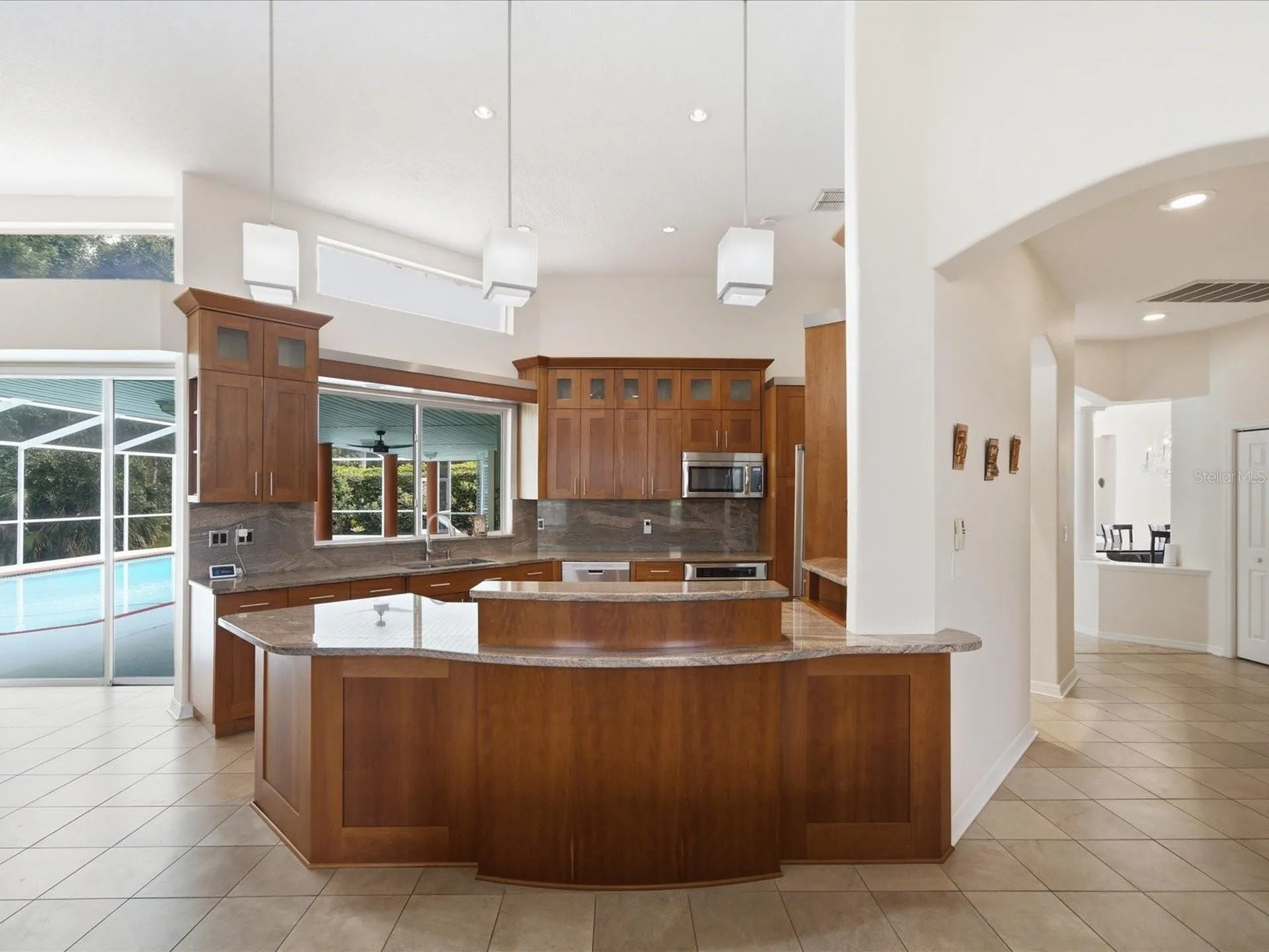 18621 Avenue Capri Lutz FL 33558