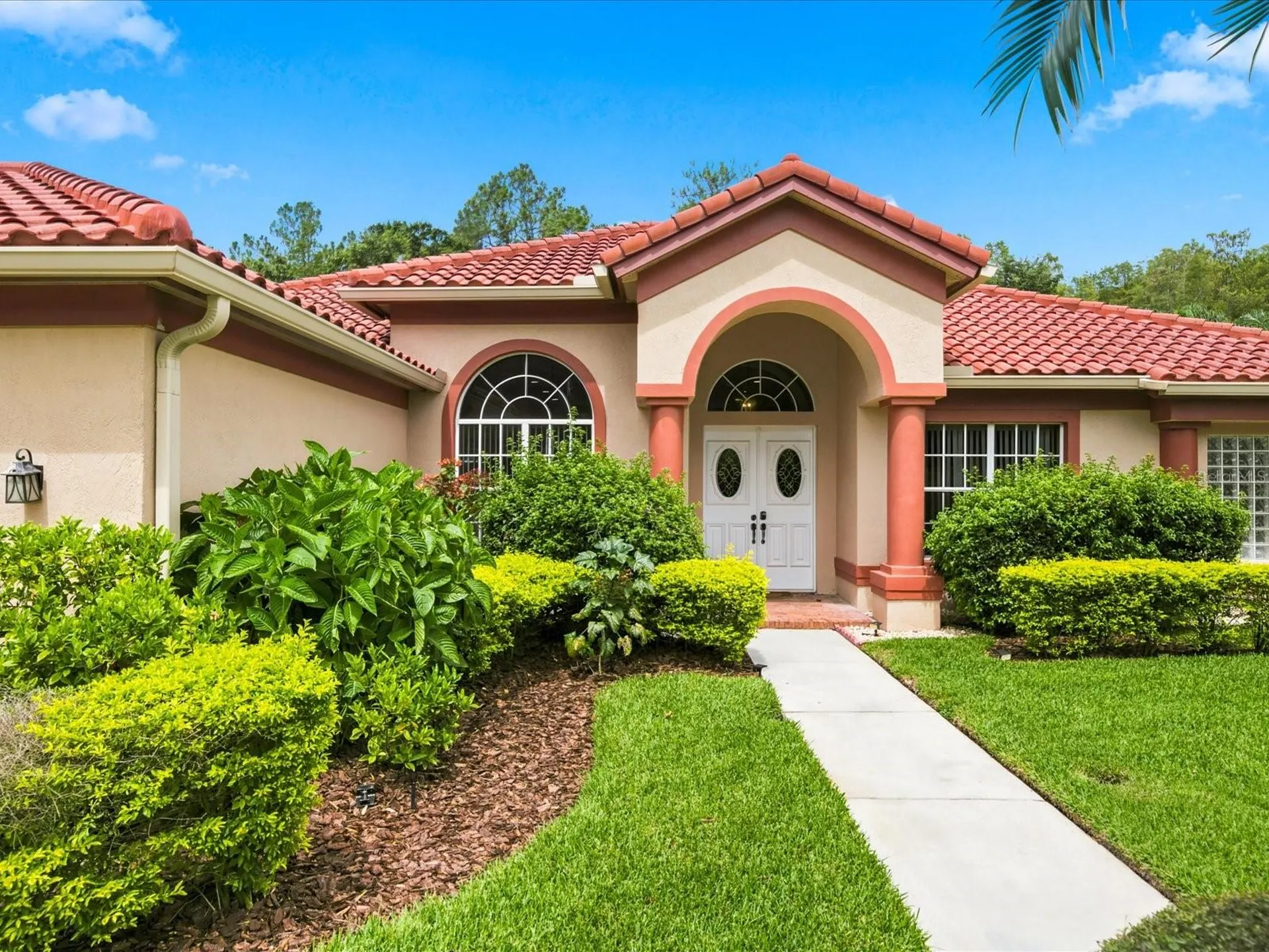 18621 Avenue Capri Lutz FL 33558