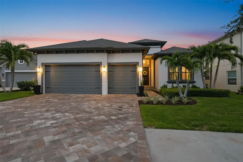 Dunedin FL 34698
