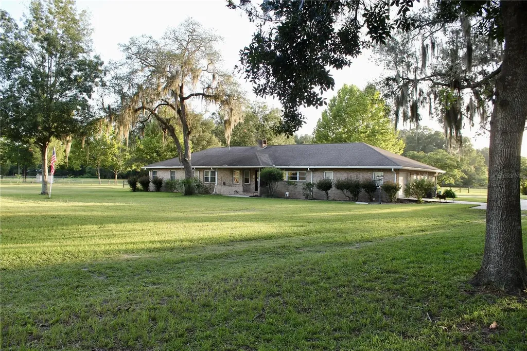 17650 NW 71st Avenue Trenton FL 32693