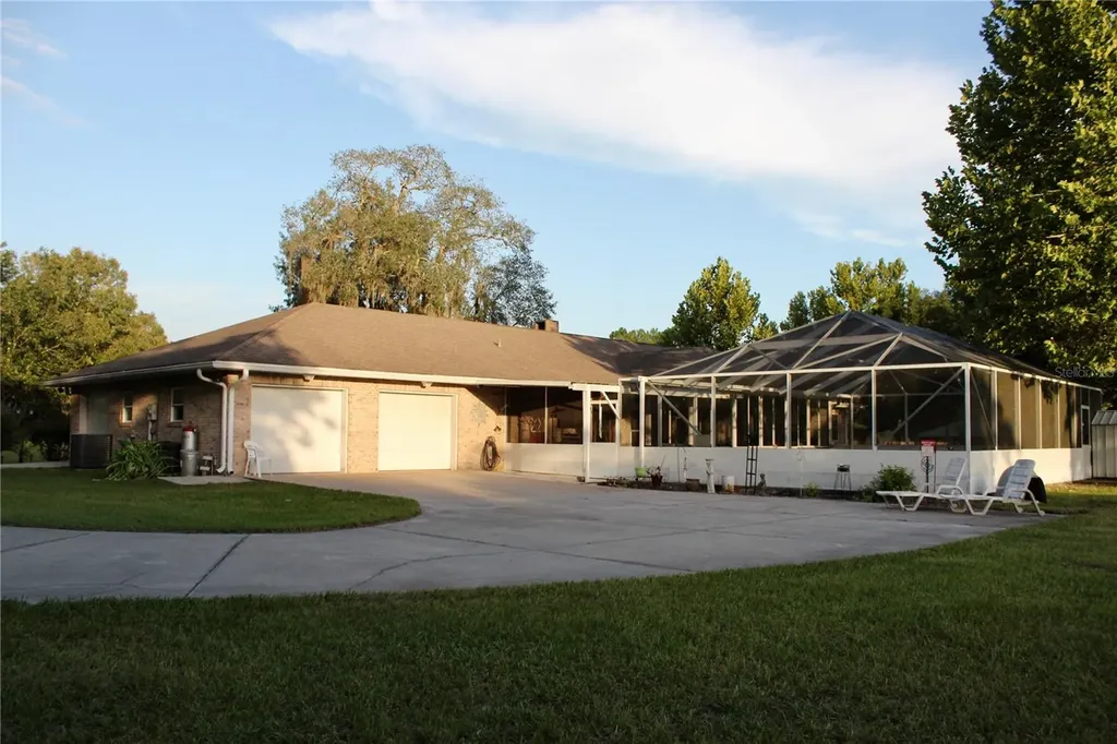 17650 NW 71st Avenue Trenton FL 32693