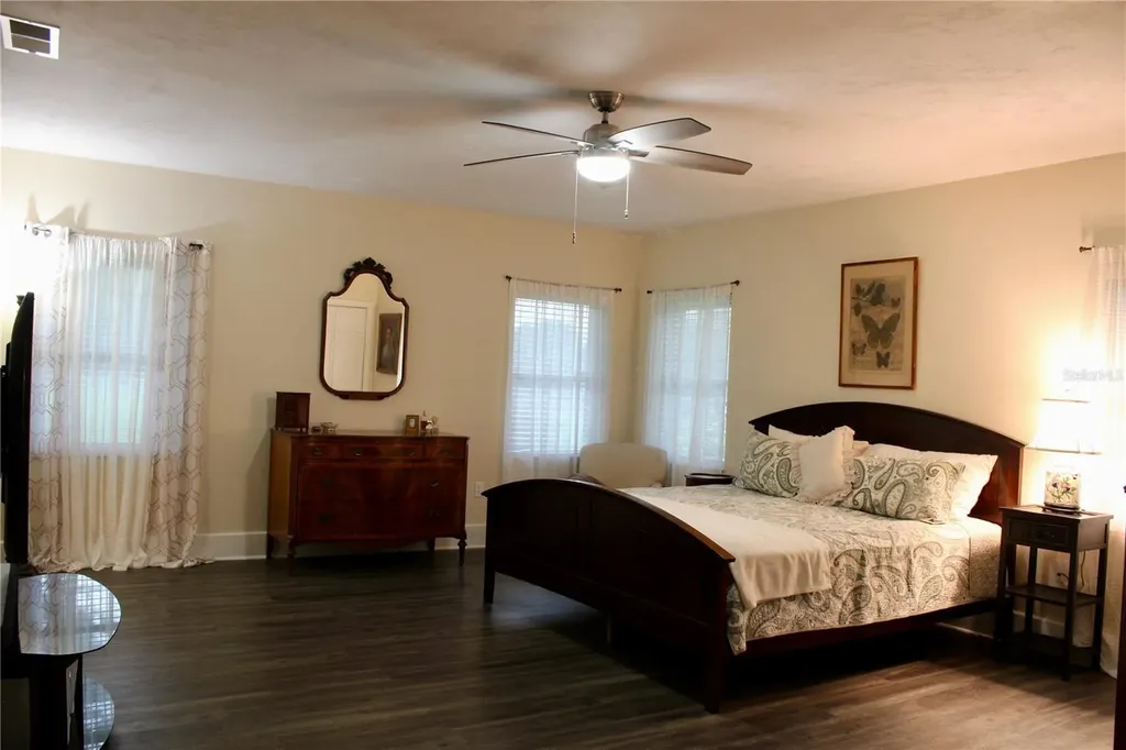 17650 NW 71st Avenue Trenton FL 32693
