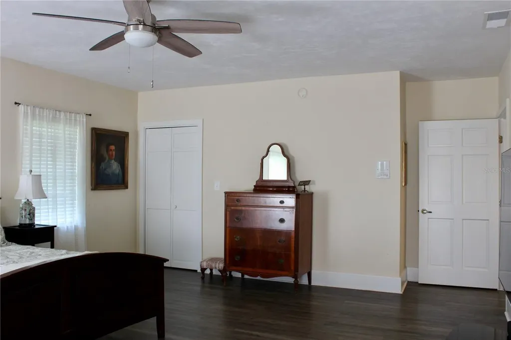 17650 NW 71st Avenue Trenton FL 32693
