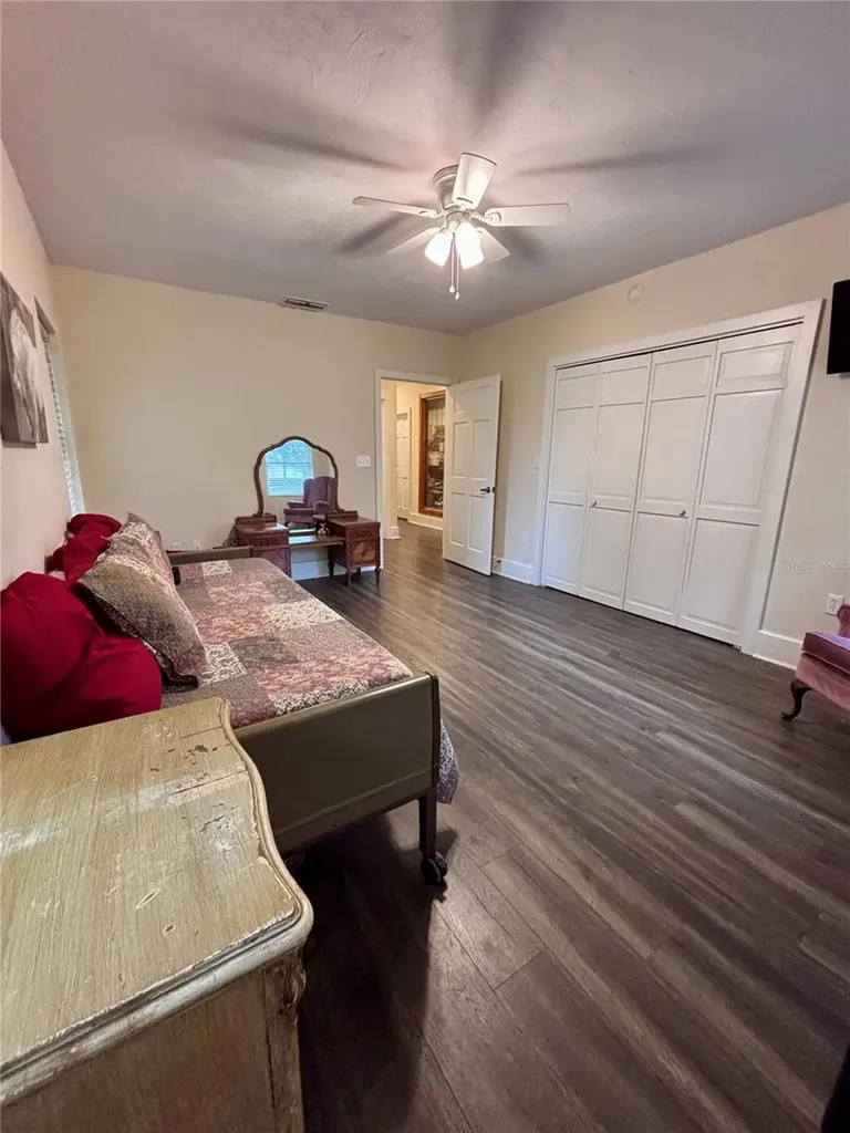 17650 NW 71st Avenue Trenton FL 32693