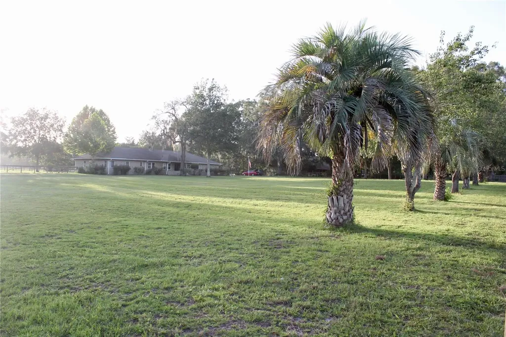 17650 NW 71st Avenue Trenton FL 32693