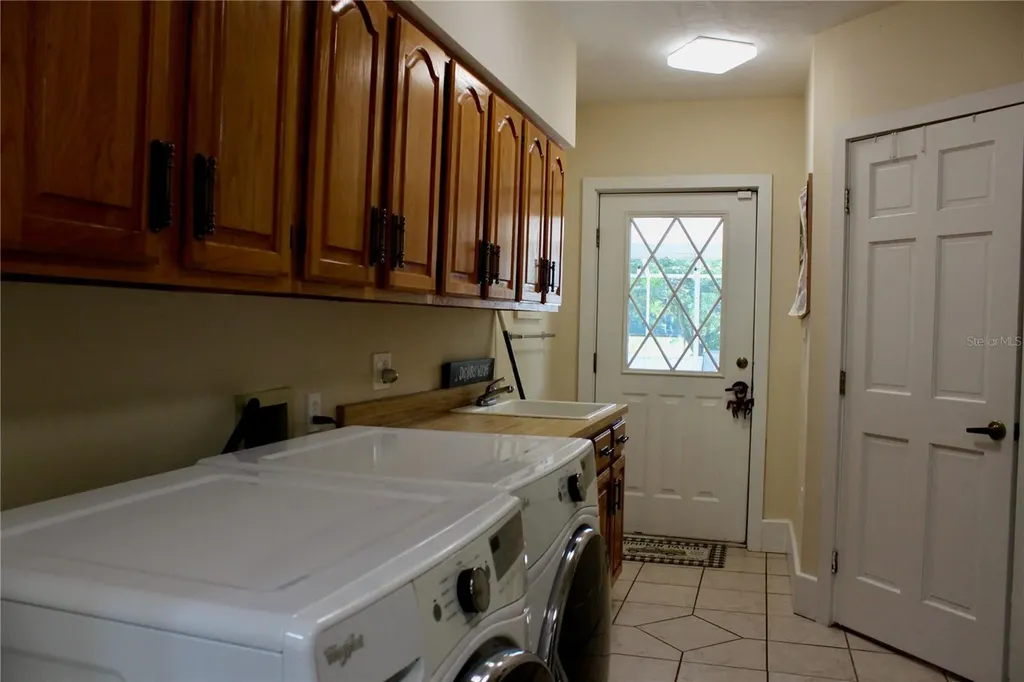 17650 NW 71st Avenue Trenton FL 32693