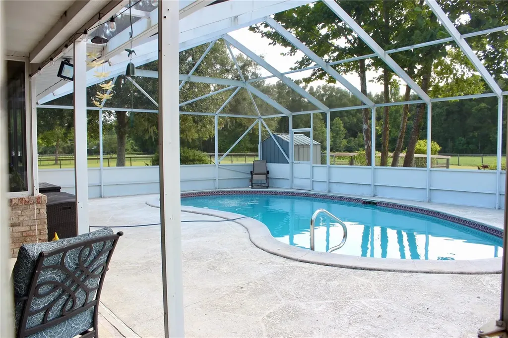 17650 NW 71st Avenue Trenton FL 32693