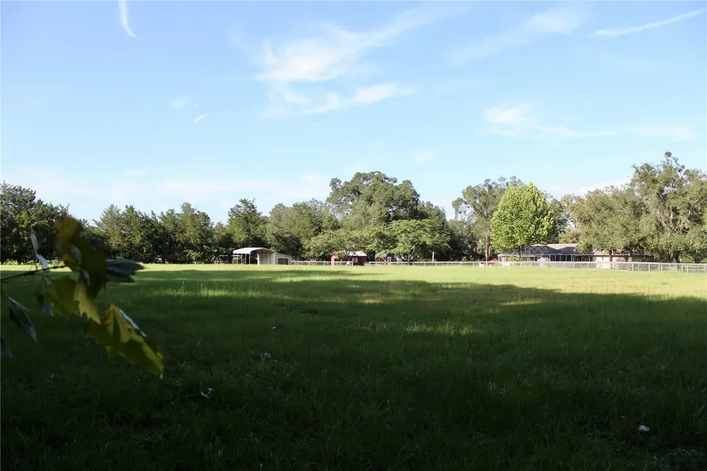 17650 NW 71st Avenue Trenton FL 32693