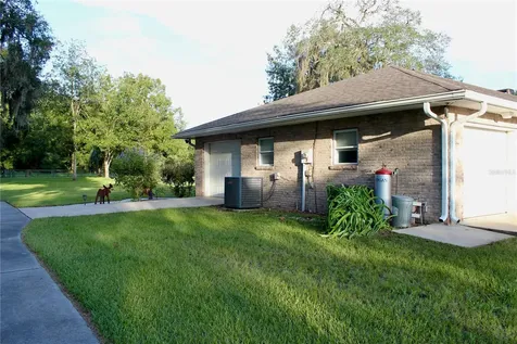 17650 NW 71st Avenue Trenton FL 32693