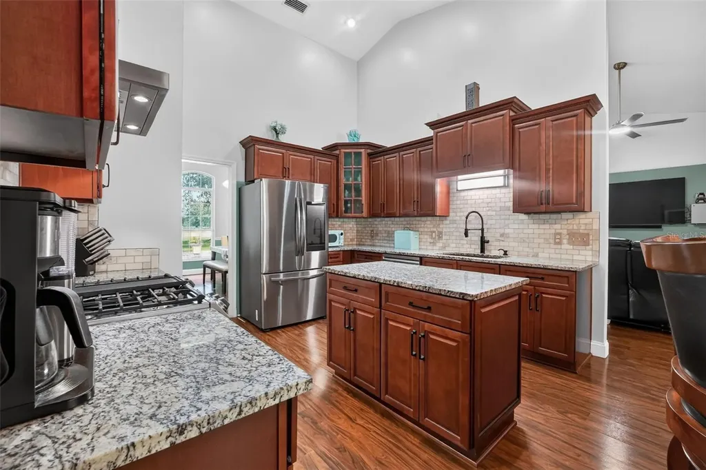 2527 NW County Road 225 Lawtey FL 32058