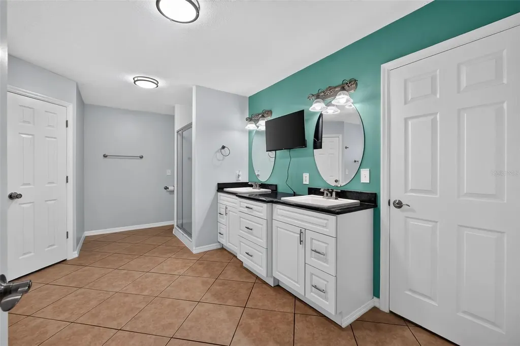 2527 NW County Road 225 Lawtey FL 32058