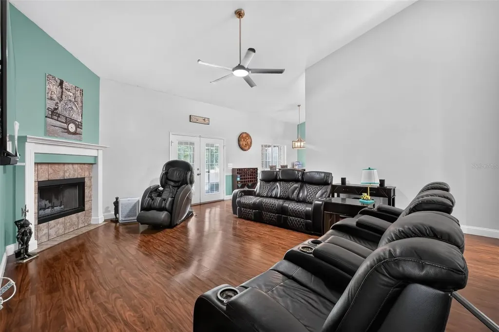 2527 NW County Road 225 Lawtey FL 32058