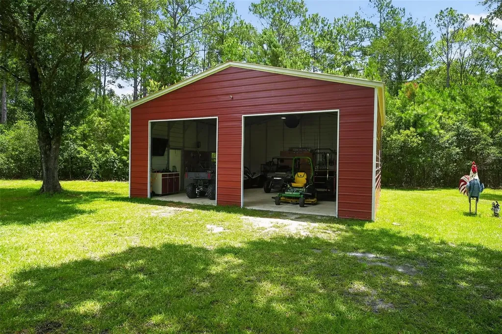2527 NW County Road 225 Lawtey FL 32058