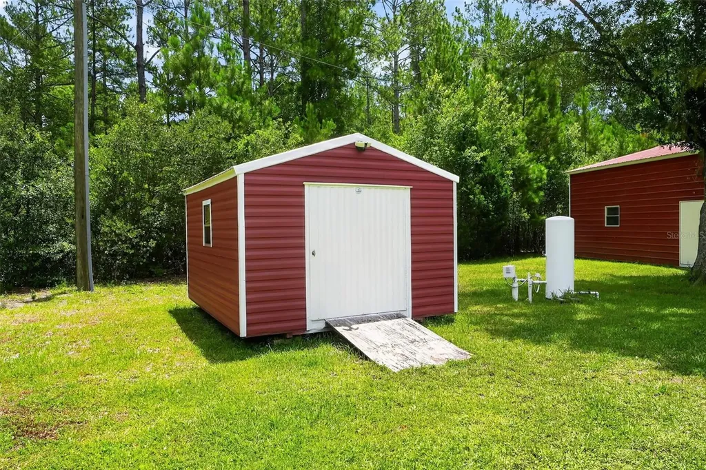 2527 NW County Road 225 Lawtey FL 32058