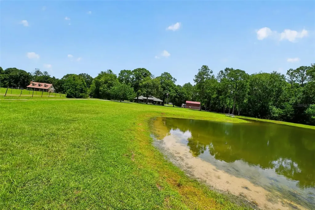 2527 NW County Road 225 Lawtey FL 32058