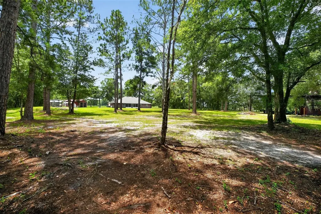 2527 NW County Road 225 Lawtey FL 32058