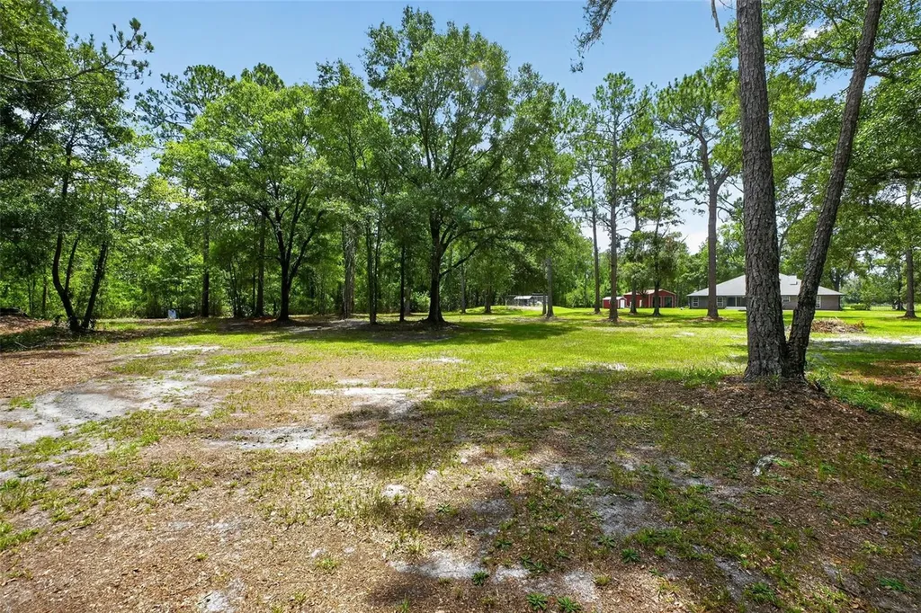2527 NW County Road 225 Lawtey FL 32058