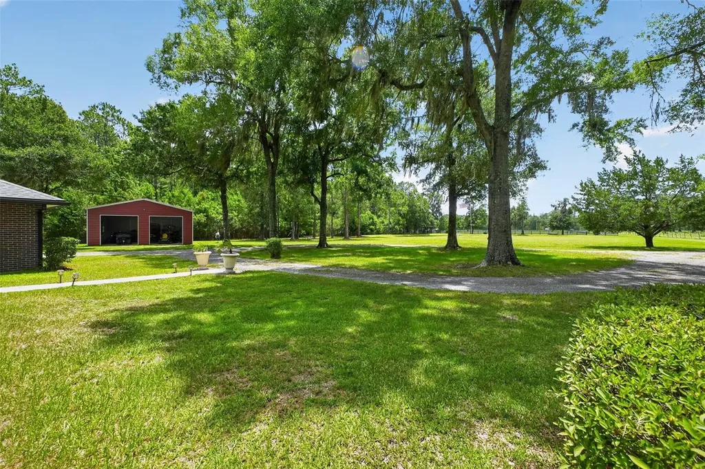 2527 NW County Road 225 Lawtey FL 32058