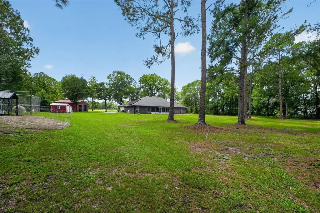 2527 NW County Road 225 Lawtey FL 32058