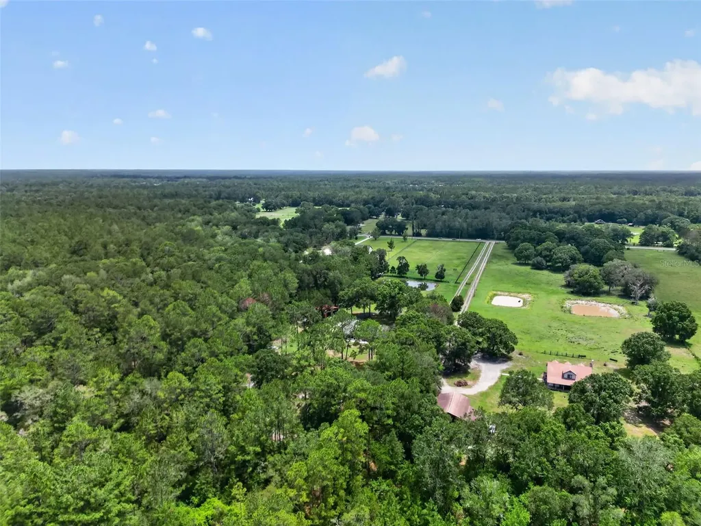 2527 NW County Road 225 Lawtey FL 32058