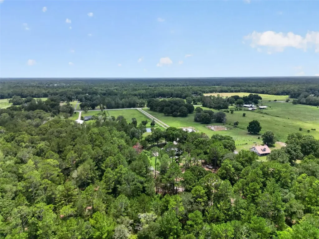 2527 NW County Road 225 Lawtey FL 32058