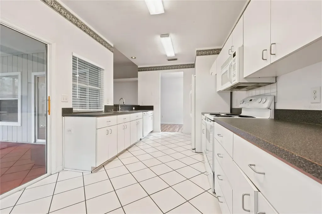 4430 NW 35th Terrace Gainesville FL 32605