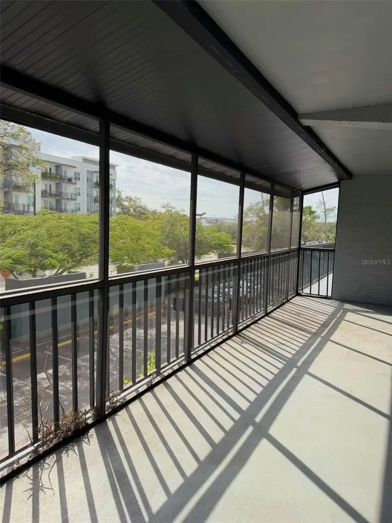 201 W Laurel Street Tampa FL 33602