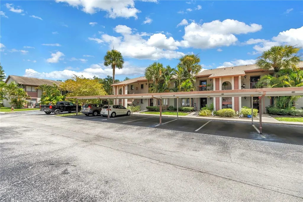 723 83rd Avenue N St Petersburg FL 33702